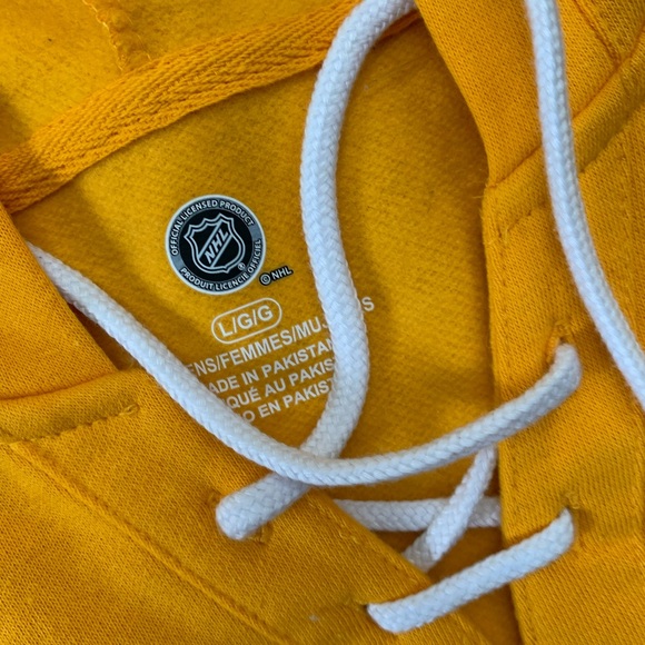 yellow pittsburgh penguins nhl hoodie - Picture 4 of 5